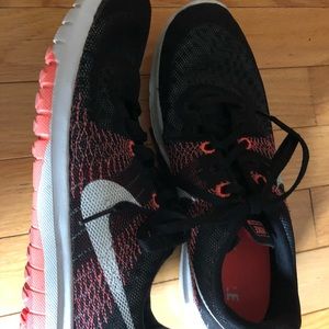 Nike Fury Women’s Shoes